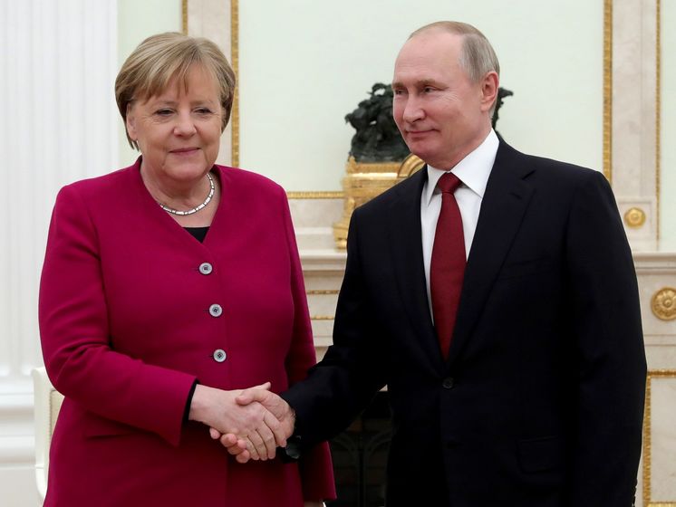 Путин и Меркель обсуждали "Северный поток – 2", войну в Украине, ситуацию в Ливии и Сирии