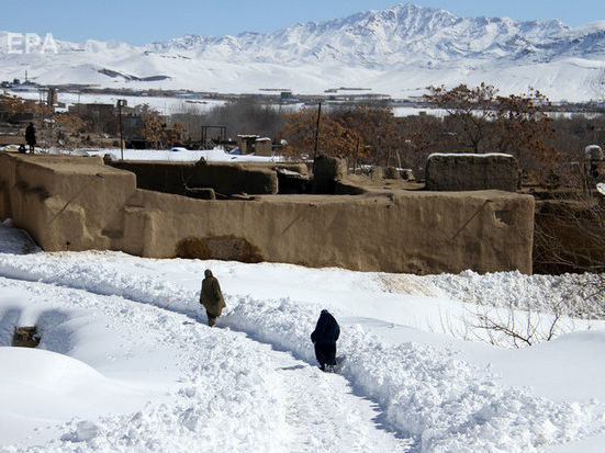 ﻿В Афганістані 16 людей стали жертвами снігопаду