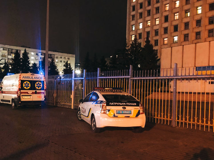 ﻿У будівлі Центрвиборчкому України виявили тіло чоловіка – ЗМІ