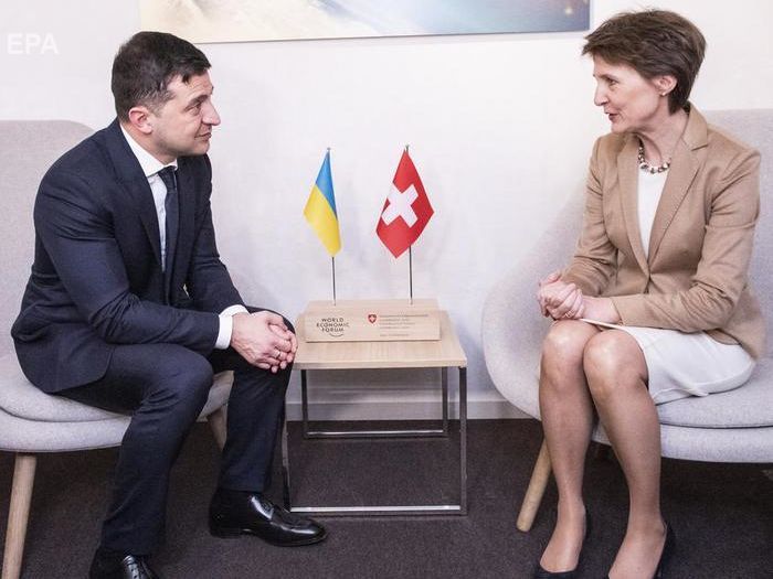 ﻿Президентка Швейцарії пообіцяла приїхати в Київ на запрошення Зеленського