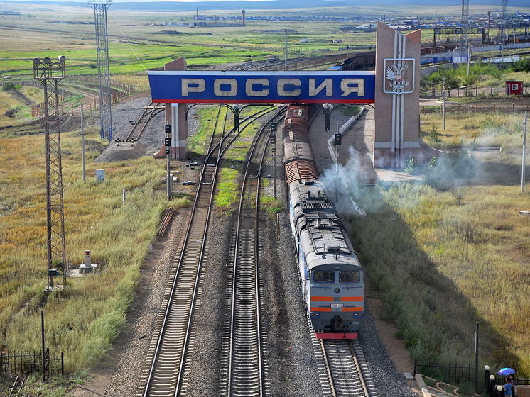 Россия закрыла три пункта пропуска на границе с Китаем