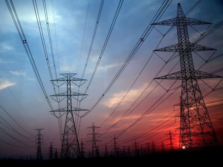 АМКУ отложил решение по новой пошлине на экспорт электроэнергии в связи с протестом от ЕС – СМИ