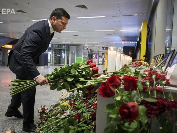 "Давайте давить на большую сумму". Зеленский считает недостаточной компенсацию, которую Иран предложил семьям погибших украинцев