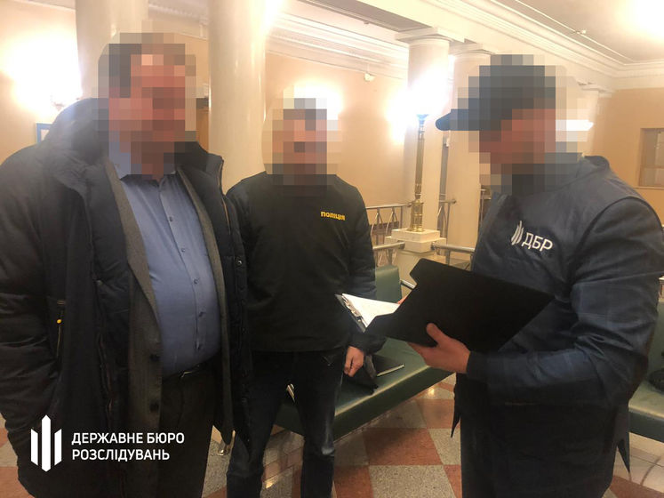 ﻿ЗМІ назвали прізвище затриманого на хабарі в розмірі 2 млн грн чиновника секретаріату Кабміну України