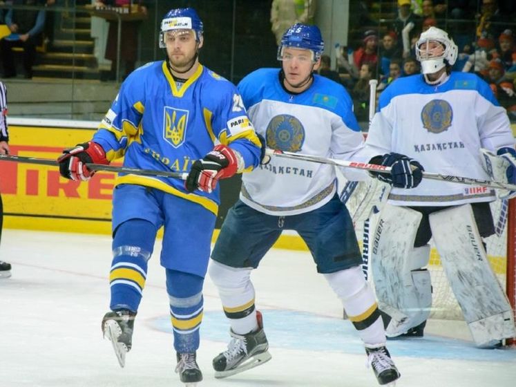 ﻿Збірна України з хокею зазнала нищівної поразки від Казахстану у кваліфікації на Олімпіаду 2022 року