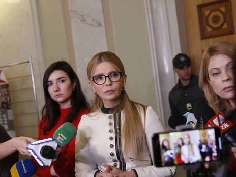 ﻿Тимошенко пояснила, навіщо блокувала крісло Разумкова 