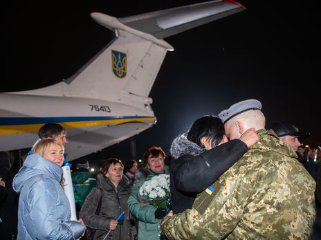 ﻿Усім звільненим з ОРДЛО українцям запропонували роботу і житло – Мінветеранів
