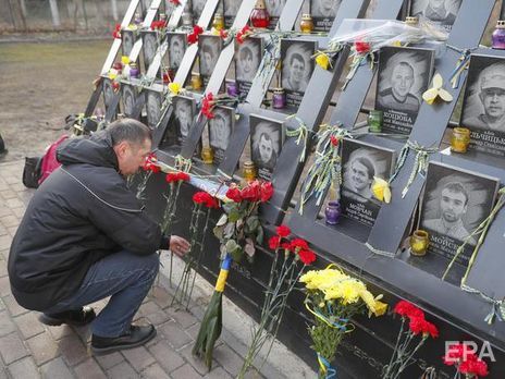 В Киеве почтили память героев Небесной сотни, погибших 18 февраля 2014 года. Фоторепортаж