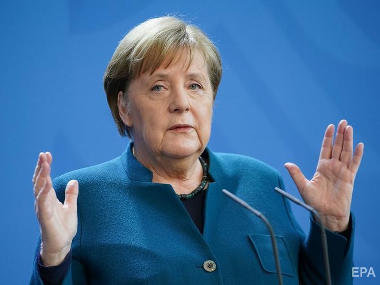 ﻿Меркель самоізолюється. У лікаря, який робив їй щеплення, виявили коронавірус