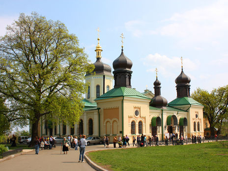 Через спалах COVID-19 у Києві на карантин закрили Іонинський монастир