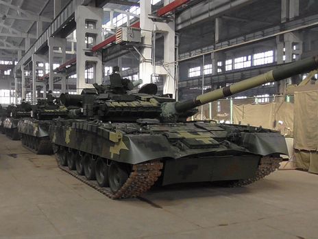 ﻿Модернізований танк Т-72 випробували у воді – 