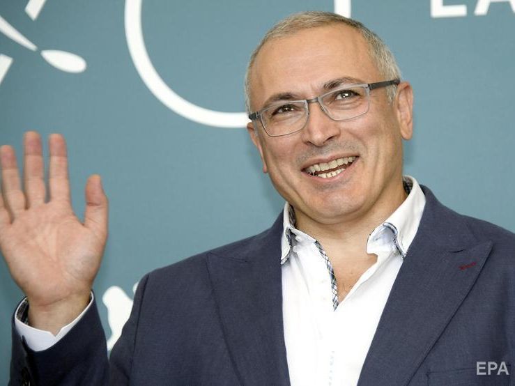﻿Ходорковський: Телефонував Сєчин. Просив повернутися в Росію і забрати назад ЮКОС