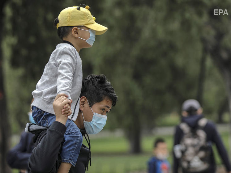 В Китае 22 новых случая COVID-19. Третью неделю в стране не фиксируют смертей от коронавируса