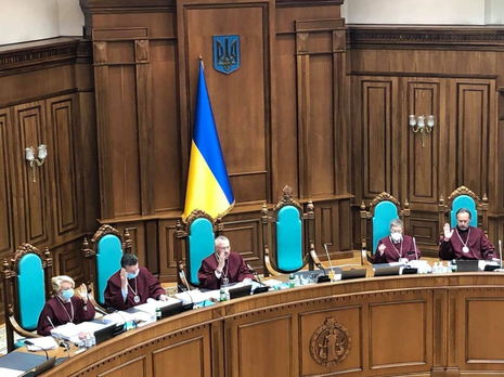 Конституційний Суд розгляне подання народних депутатів