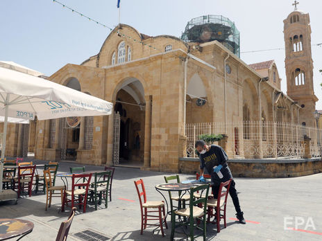 На Кіпрі готуються приймати туристів