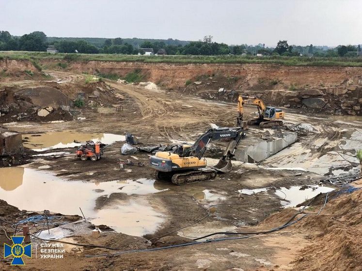 Незаконную добычу гранита на более чем 70 млн грн задокументировали в Житомирской области – СБУ
