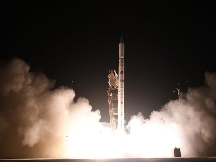 Израиль вывел на орбиту новый разведывательный спутник