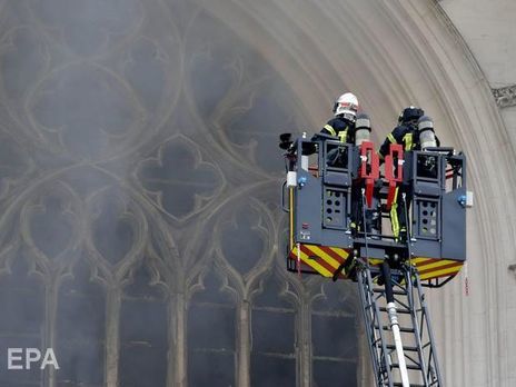 Пожар в соборе в Нанте. Правоохранители задержали подозреваемого в поджоге