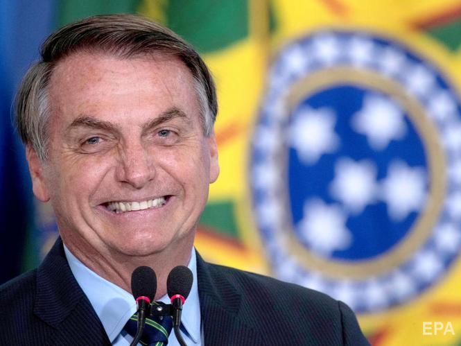 ﻿Президент Бразилії, який хворів на COVID-19, повідомив про негативний тест на коронавірус