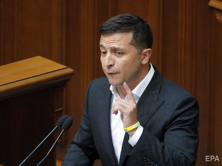 Якби вибори президента України відбувалися зараз, перемогу здобув би Зеленський – опитування