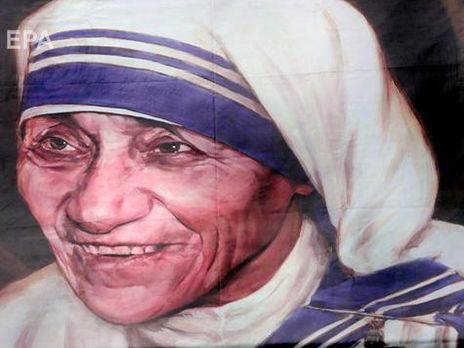 Мать Тереза: за что боготворили и критиковали знаменитую монахиню