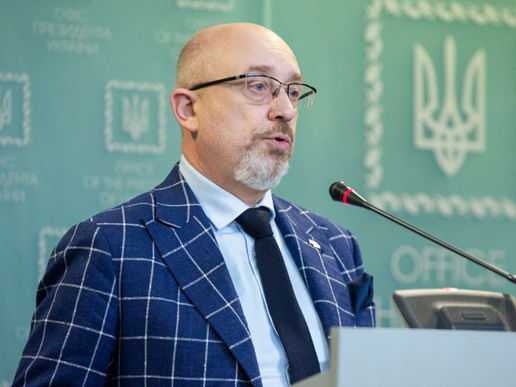 Выборы на Донбассе могут пройти по спецзакону – Резников