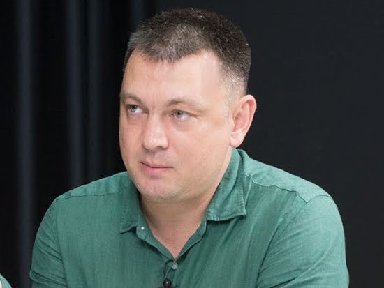 Намагаючись підпорядкувати "Укргідроенерго" Кабміну, Шмигаль підставляє Зеленського – експерт