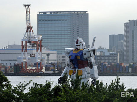 В Японии тестируют 18-метрового боевого робота. Видео