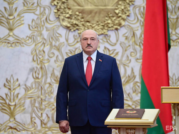 Макрон: Лукашенко должен уйти