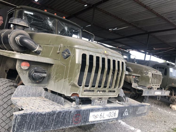 "Урали" та ГАЗи. У Нагірному Карабаху виявили військові вантажівки з Росії