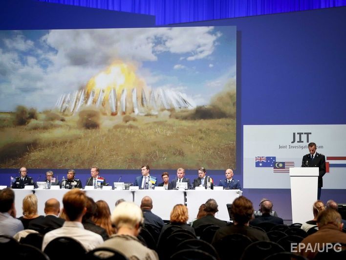 Родственник погибшего в крушении MH17 – Путину: Если это сделали твои люди, то будь мужиком и признай это 