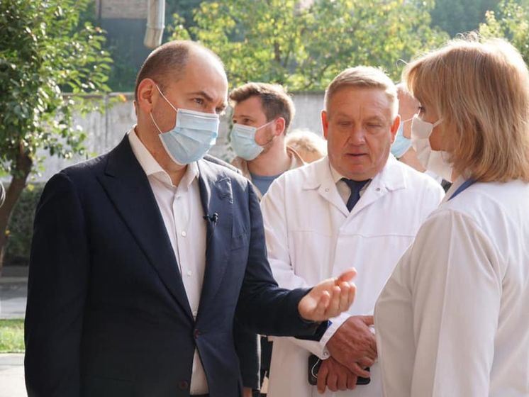 Уряд України затвердив експериментальний проєкт із заготівлі плазми крові для лікування пацієнтів із COVID-19