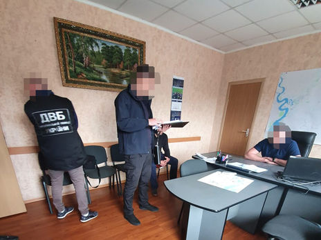 Шістьох правоохоронців підозрюють у катуваннях у кабінетах миколаївської поліції – Держбюро розслідувань