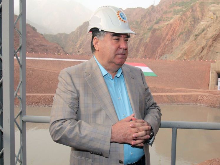 У Таджикистані оголосили попередні підсумки виборів президента, у Рахмона більше ніж 90%