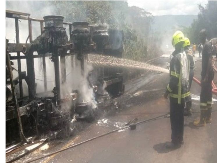 У Нігерії вибухнув бензовоз, ЗМІ повідомляють про 20 загиблих
