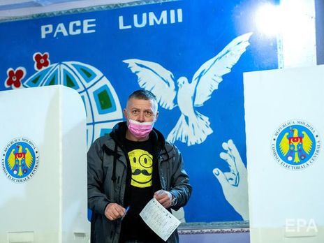 У першому турі виборів президента Молдови Санду випередила Додона – дані ЦВК