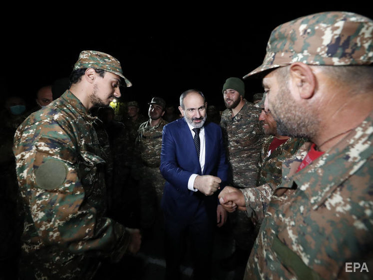 "Армія казала, що треба". Пашинян розповів, чому підписав угоду щодо Карабаху