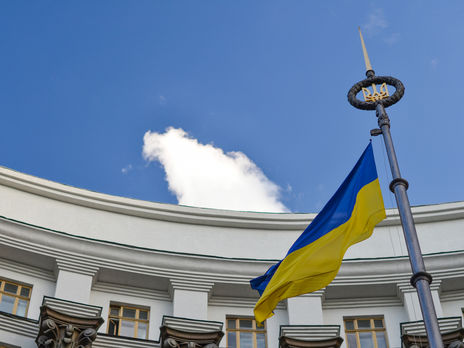 Посли 11 країн вимагають від України виконання 