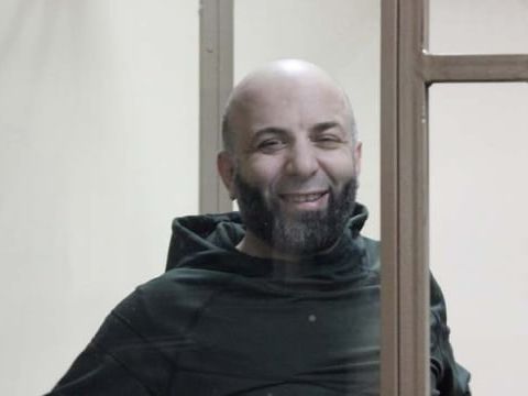 Крымского политзаключенного Абдуллаева с высокой температурой поместили в штрафной изолятор