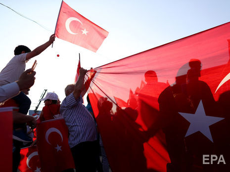 У Туреччині прокотилася хвиля арештів у справі про організацію державного перевороту