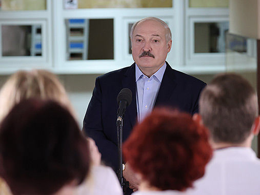 "25 років не брав участі, переживу й далі". Лукашенко прокоментував заборону МОК