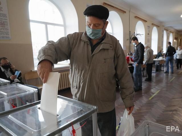 Партия "Слуга народа" показала рекордно низкий результат на выборах в областных центрах – КИУ