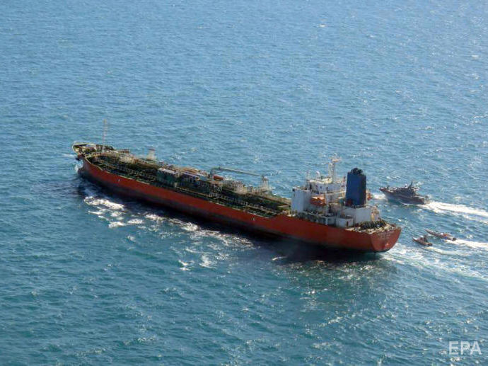Иран захватил танкер Южной Кореи в Персидском заливе