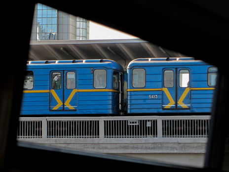 У Києві 7 січня можуть обмежувати вхід на деяких станціях метро