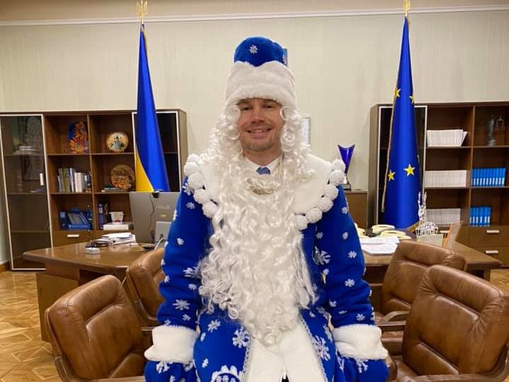 Де і як українські політики зустріли Новий рік. Фото та відео