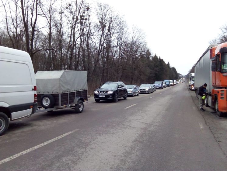 В Госпогранслужбе Украины заявили о росте пассажиропотока через границу, подавляющее большинство – украинцы, которые едут в ЕС