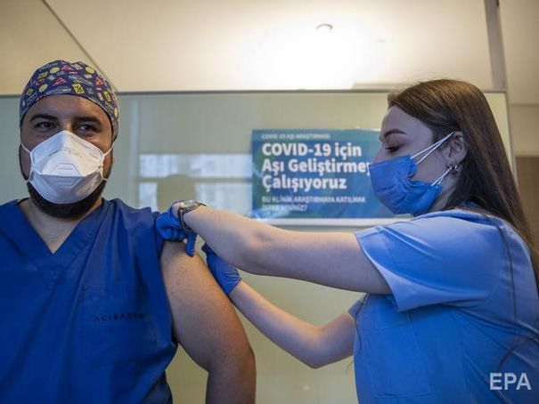 Турция дала разрешение на экстренное использование китайской вакцины от COVID-19