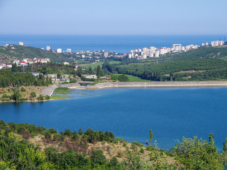 У Криму сім із 12 водосховищ досягають мертвого об'єму