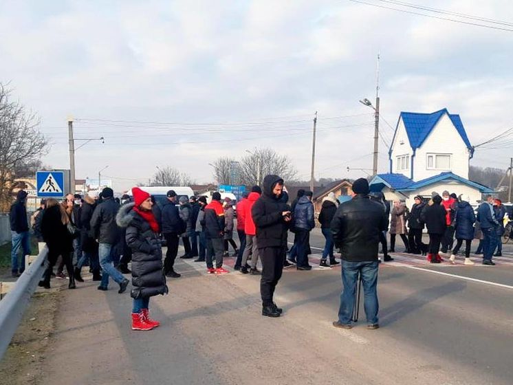 Тарифні протести тривають: у Полтавській і Чернівецькій областях перекрили кілька доріг