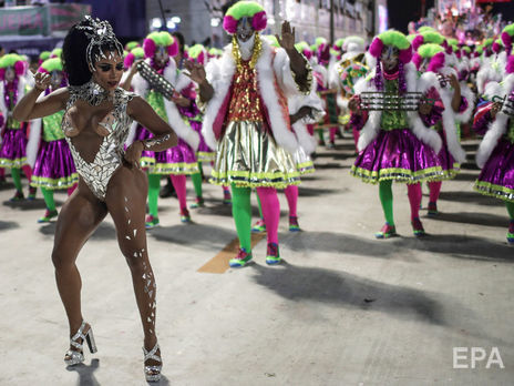 Карнавал у Бразилії проводили щорічно в лютому